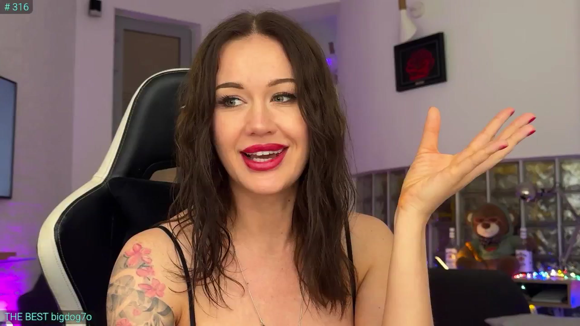 Gallery image thumbnail from AlexiAngel's myfreecams stream on, 03/18/2026, 07:57 image 9 of 20
