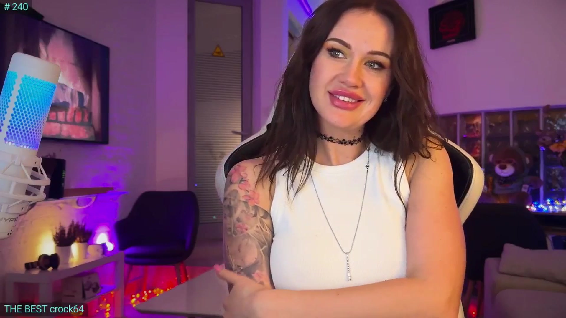 Gallery image thumbnail from AlexiAngel's myfreecams stream on, 03/20/2026, 18:52 image 14 of 20