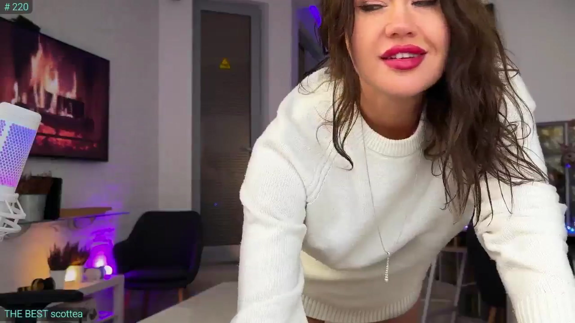 Gallery image thumbnail from AlexiAngel's myfreecams stream on, 03/23/2026, 07:53 image 18 of 20