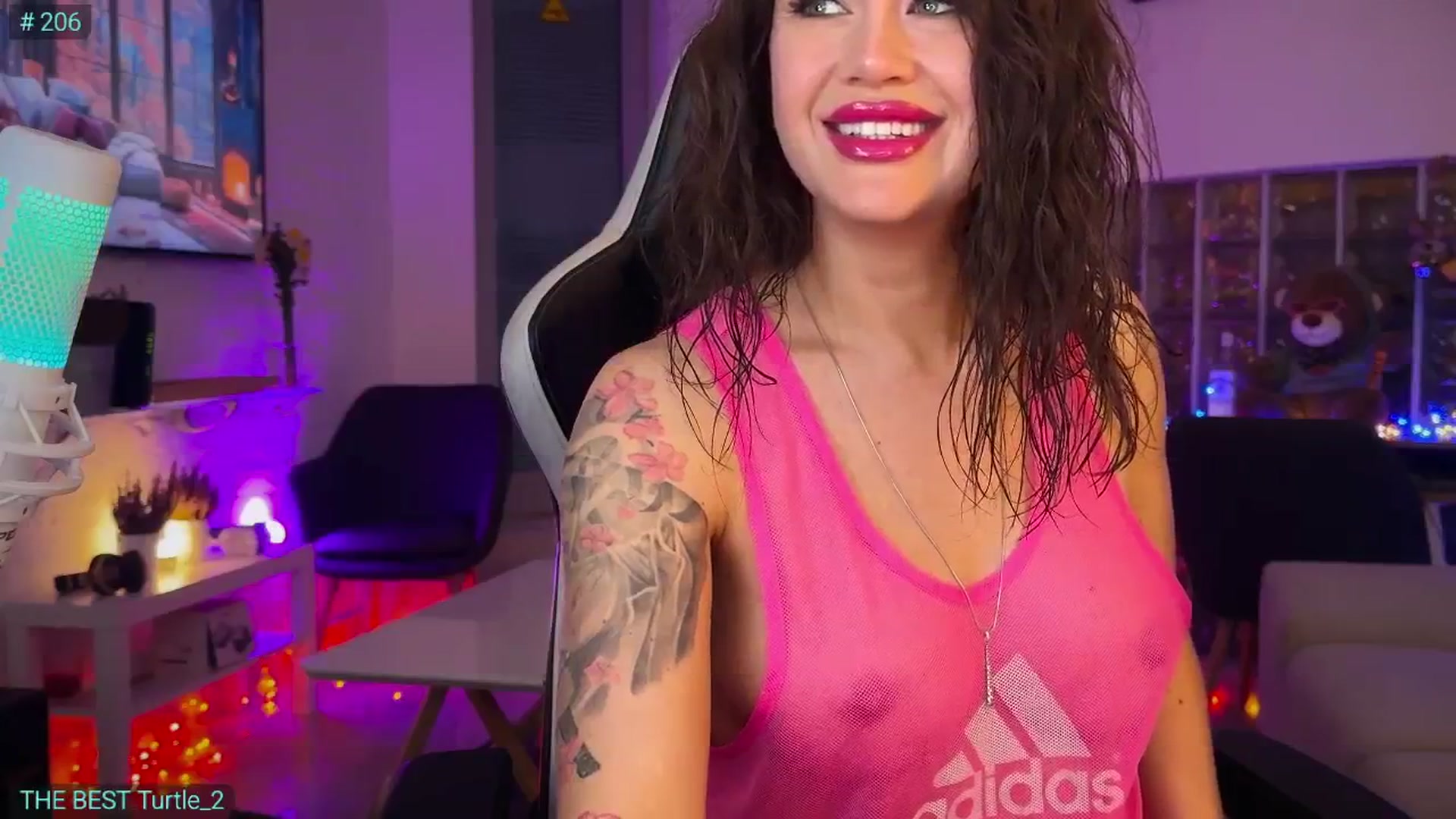 Gallery image thumbnail from AlexiAngel's myfreecams stream on, 03/31/2026, 05:07 image 15 of 20