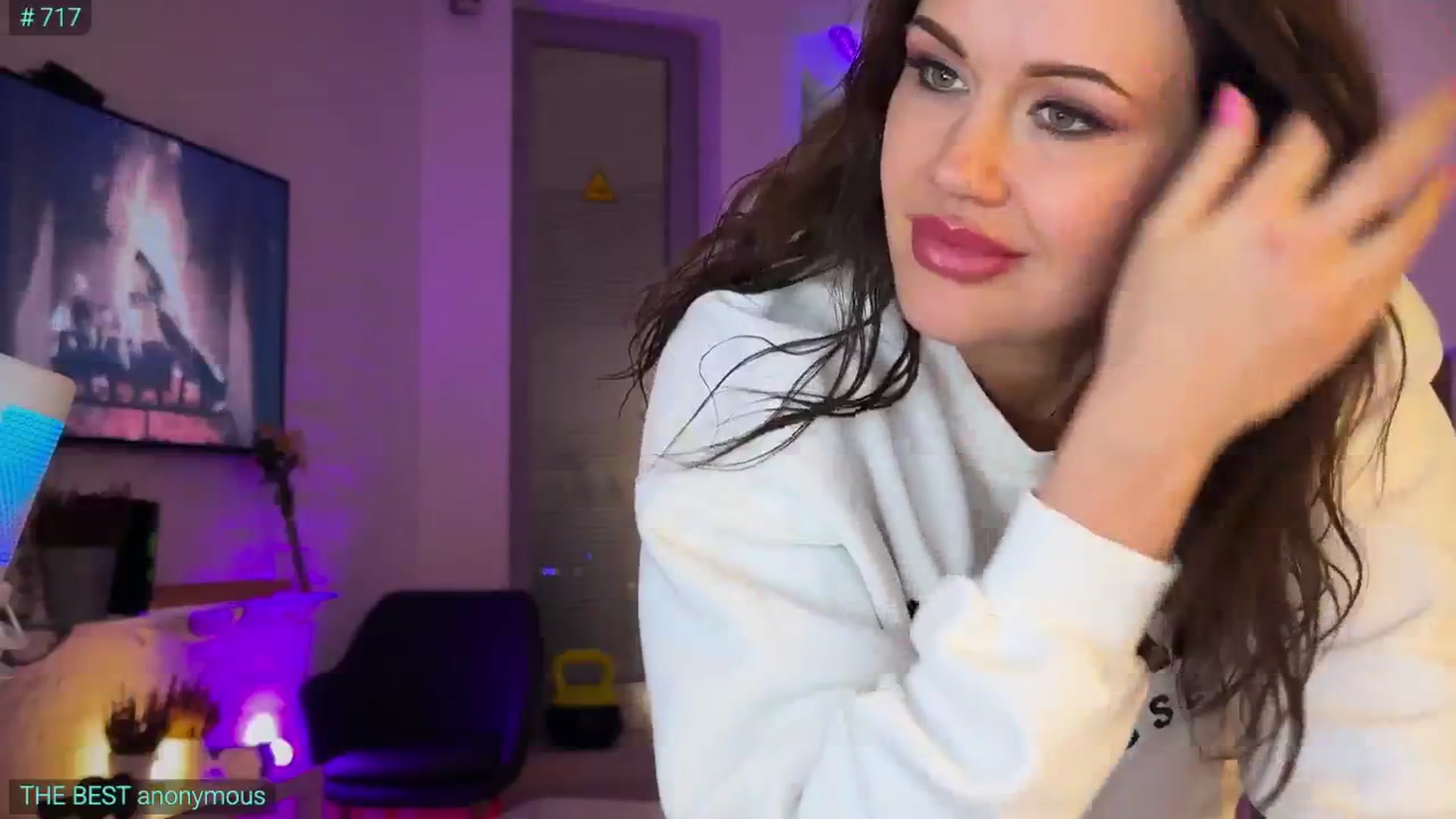 Gallery image thumbnail from AlexiAngel's myfreecams stream on, 04/01/2026, 17:58 image 14 of 20