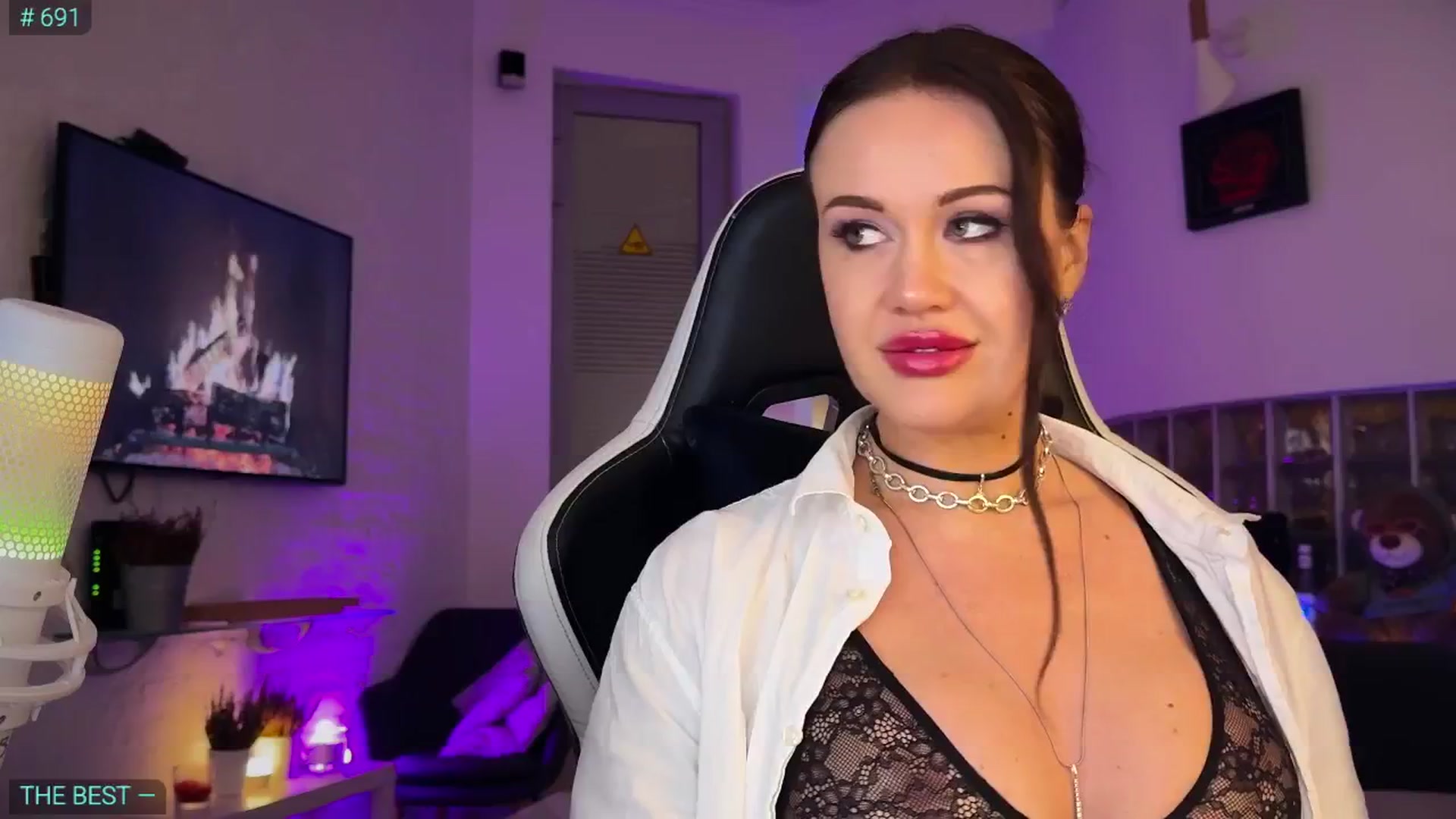 Gallery image thumbnail from AlexiAngel's myfreecams stream on, 04/02/2026, 16:59 image 15 of 20