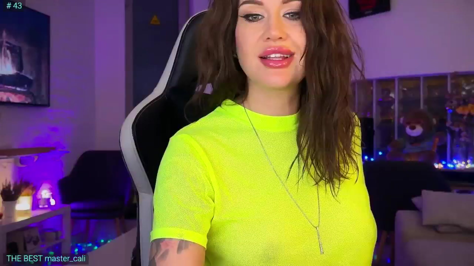 Gallery image thumbnail from AlexiAngel's myfreecams stream on, 04/08/2026, 17:19 image 5 of 20