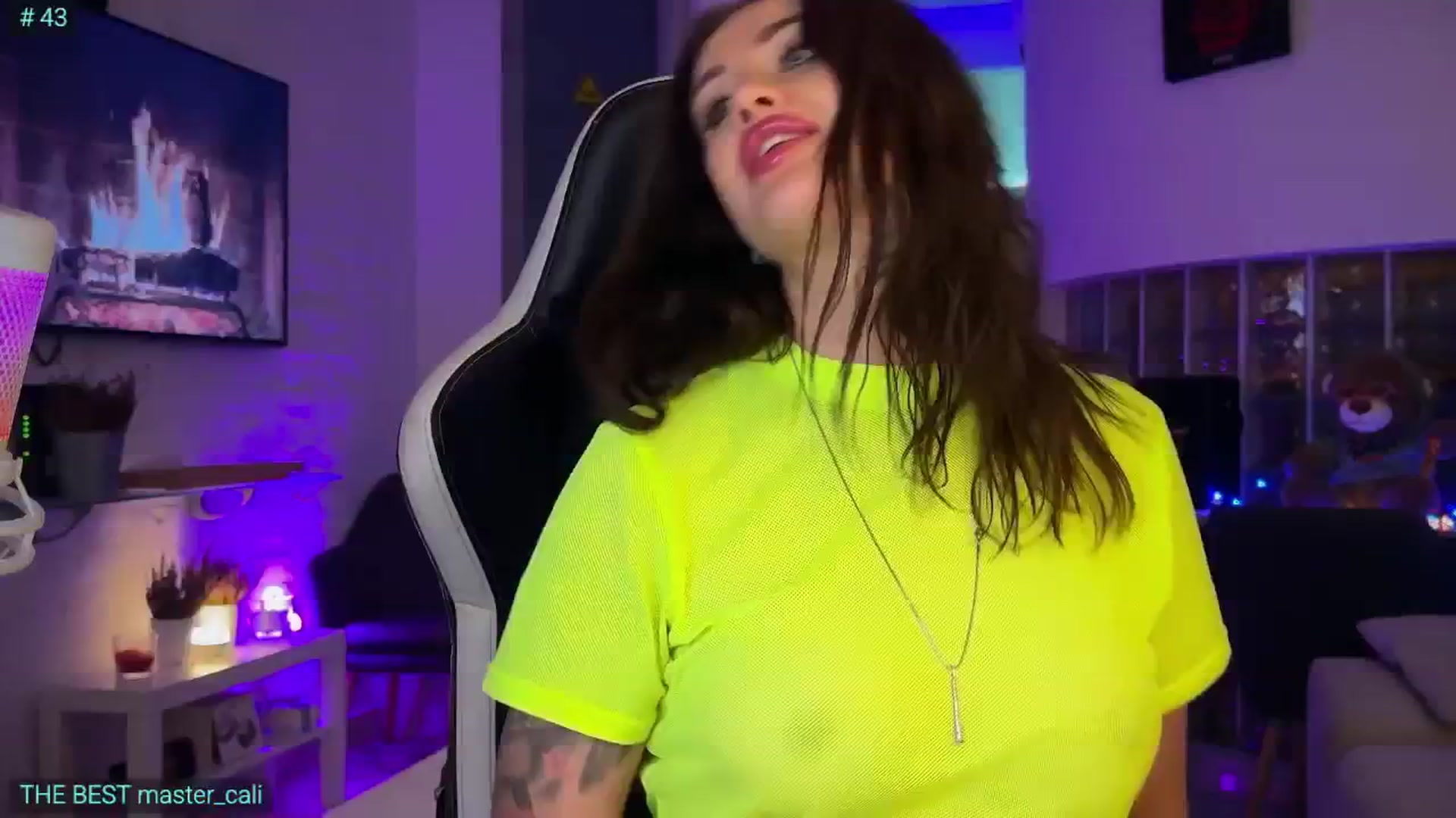Gallery image thumbnail from AlexiAngel's myfreecams stream on, 04/08/2026, 18:26 image 4 of 20
