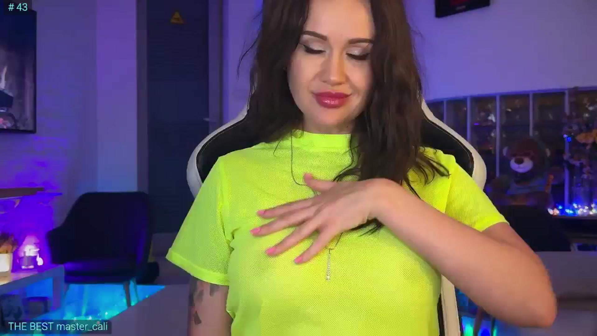 Gallery image thumbnail from AlexiAngel's myfreecams stream on, 04/08/2026, 18:26 image 16 of 20