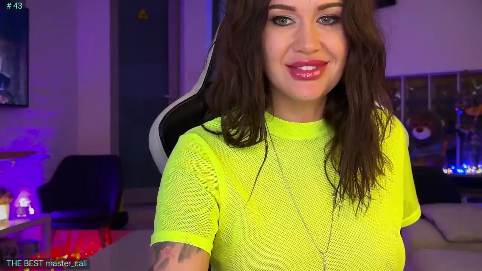 Gallery image thumbnail from AlexiAngel's myfreecams stream on, 04/08/2026, 18:26 image 13 of 20
