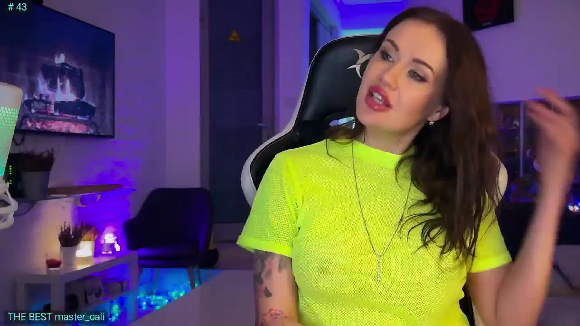 Gallery image thumbnail from AlexiAngel's myfreecams stream on, 04/08/2026, 18:26 image 7 of 20
