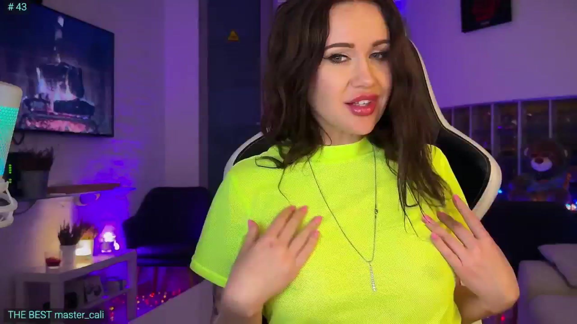 Gallery image thumbnail from AlexiAngel's myfreecams stream on, 04/08/2026, 18:26 image 8 of 20