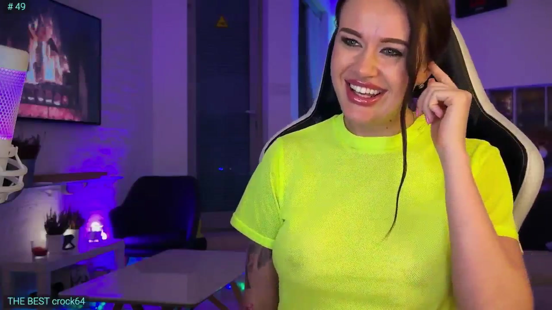 Gallery image thumbnail from AlexiAngel's myfreecams stream on, 04/10/2026, 18:30 image 8 of 20