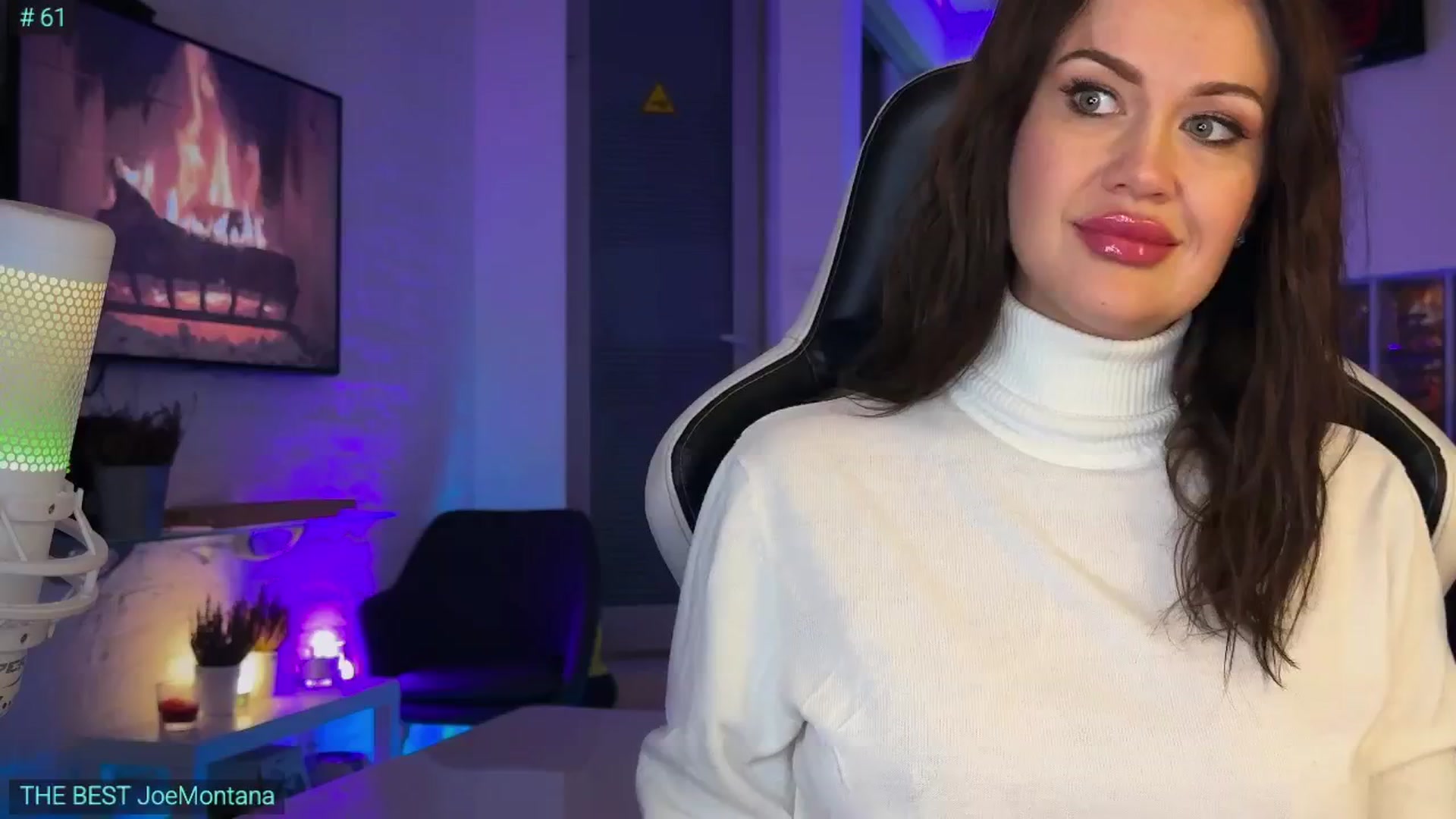 Gallery image thumbnail from AlexiAngel's myfreecams stream on, 04/12/2026, 18:14 image 1 of 20
