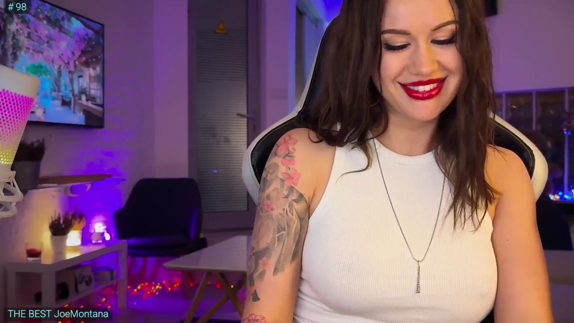 Gallery image thumbnail from AlexiAngel's myfreecams stream on, 04/19/2026, 18:14 image 12 of 20