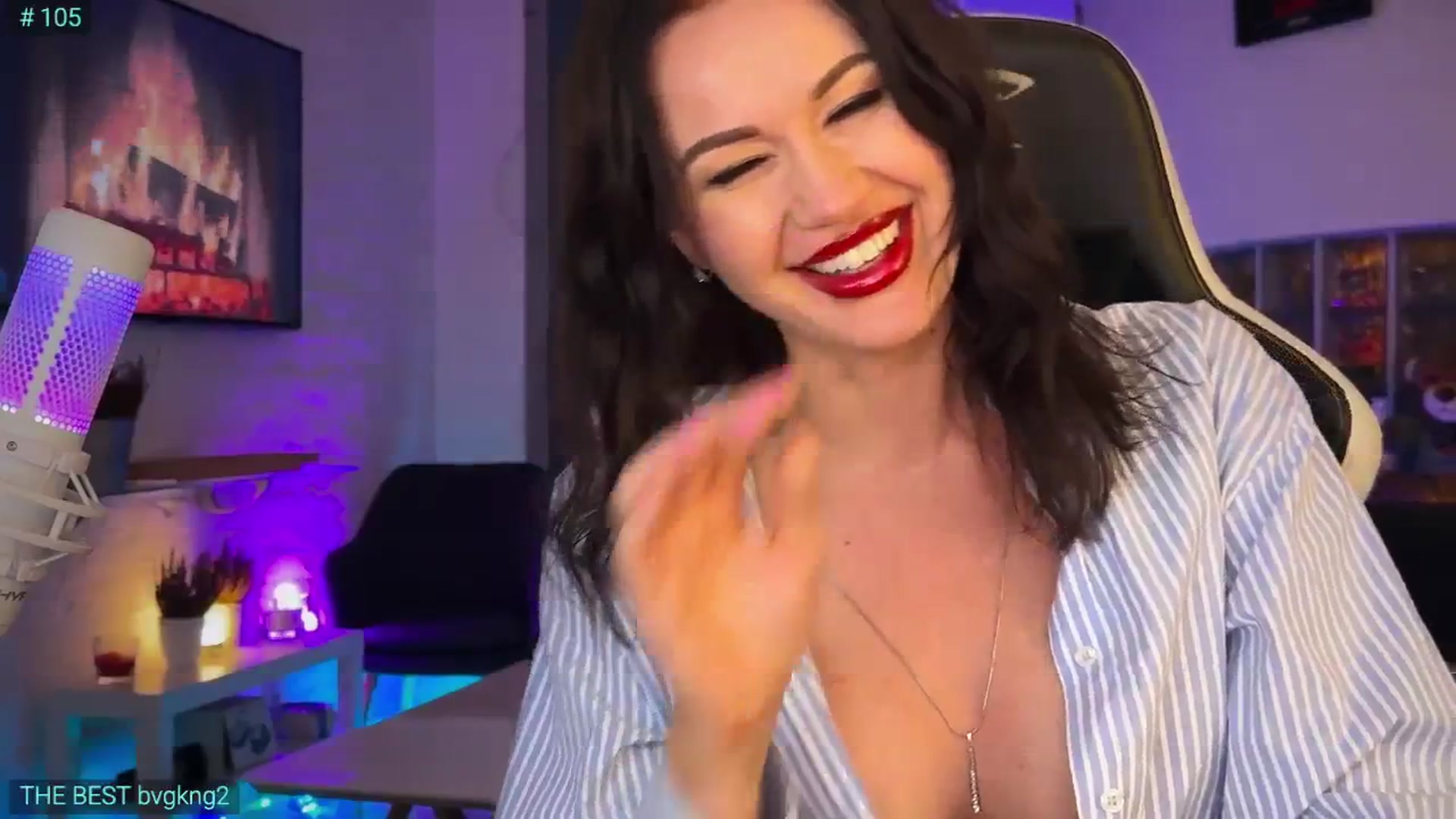 Gallery image thumbnail from AlexiAngel's myfreecams stream on, 04/21/2026, 17:47 image 4 of 20