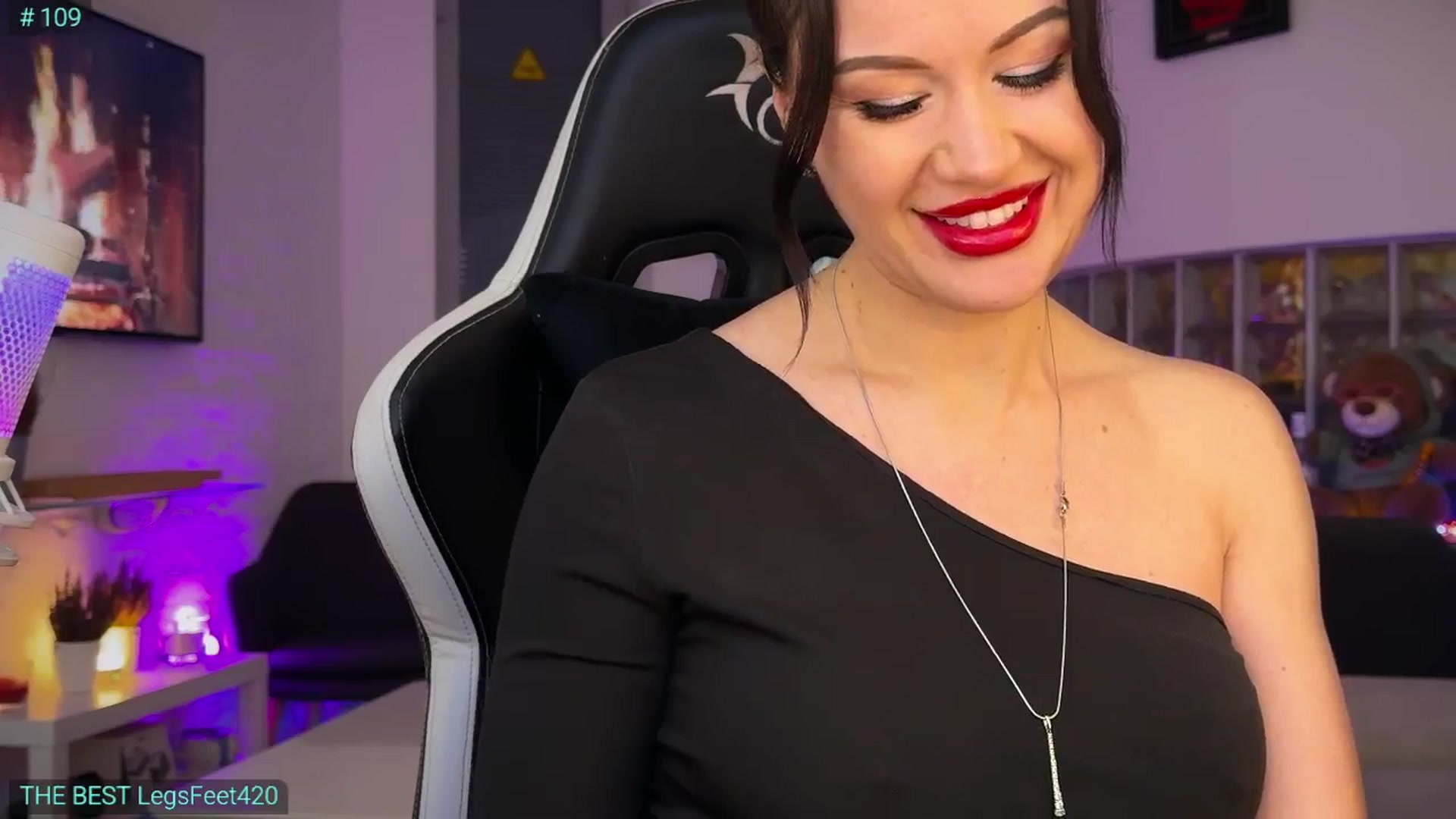 Gallery image thumbnail from AlexiAngel's myfreecams stream on, 04/23/2026, 06:48 image 7 of 20