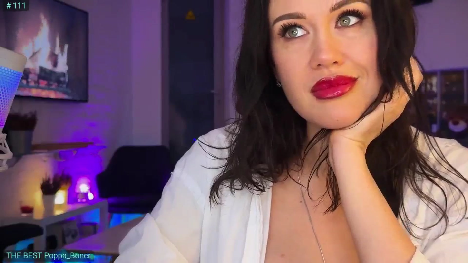 Gallery image thumbnail from AlexiAngel's myfreecams stream on, 04/23/2026, 17:22 image 19 of 20