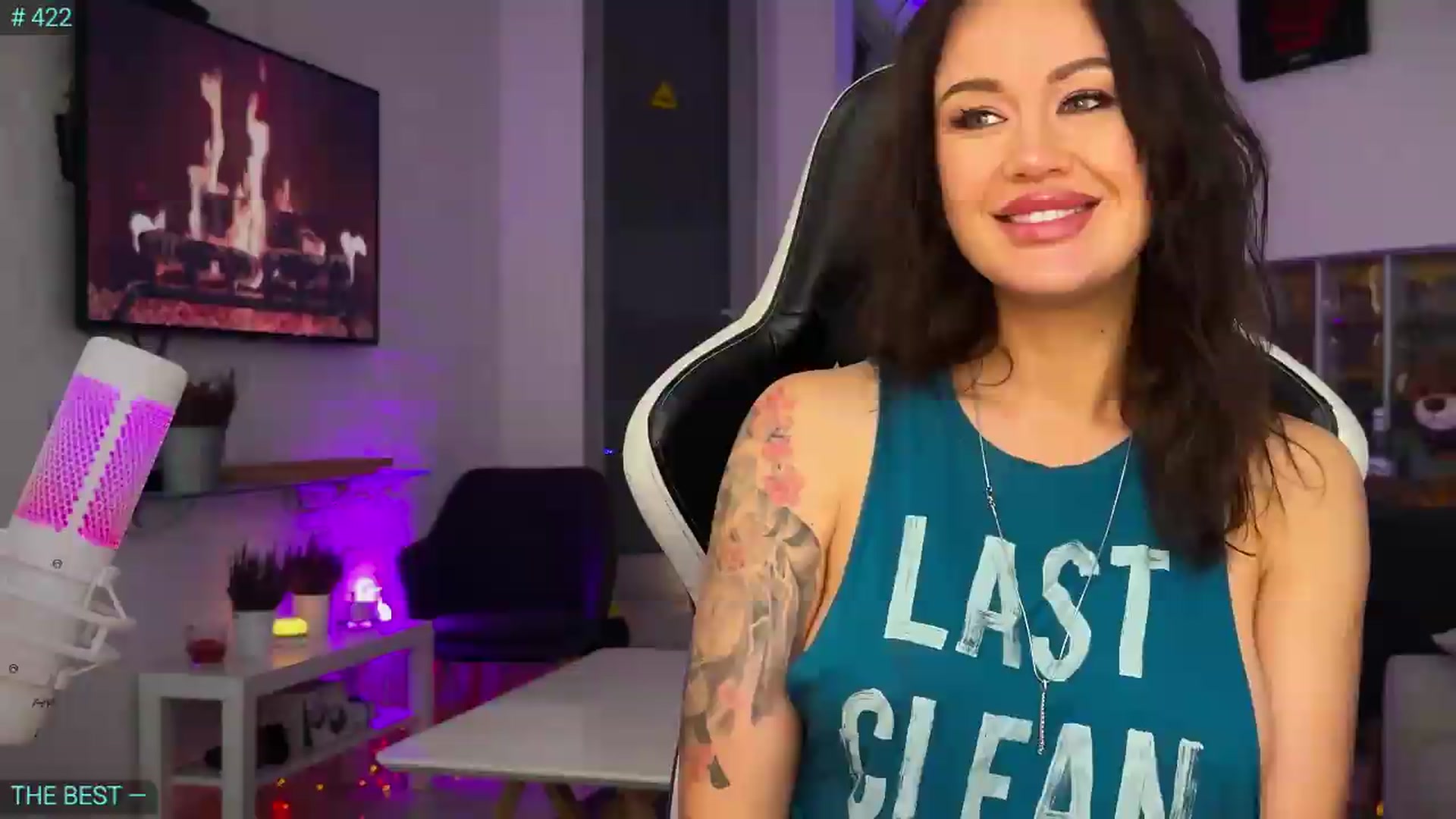 Gallery image thumbnail from AlexiAngel's myfreecams stream on, 05/06/2026, 07:18 image 12 of 20