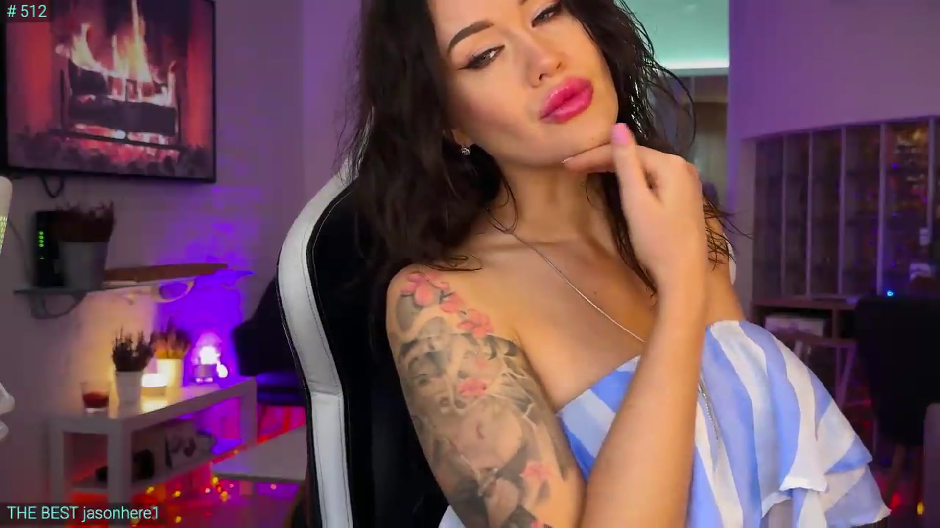 Gallery image thumbnail from AlexiAngel's myfreecams stream on, 05/07/2026, 05:13 image 17 of 20