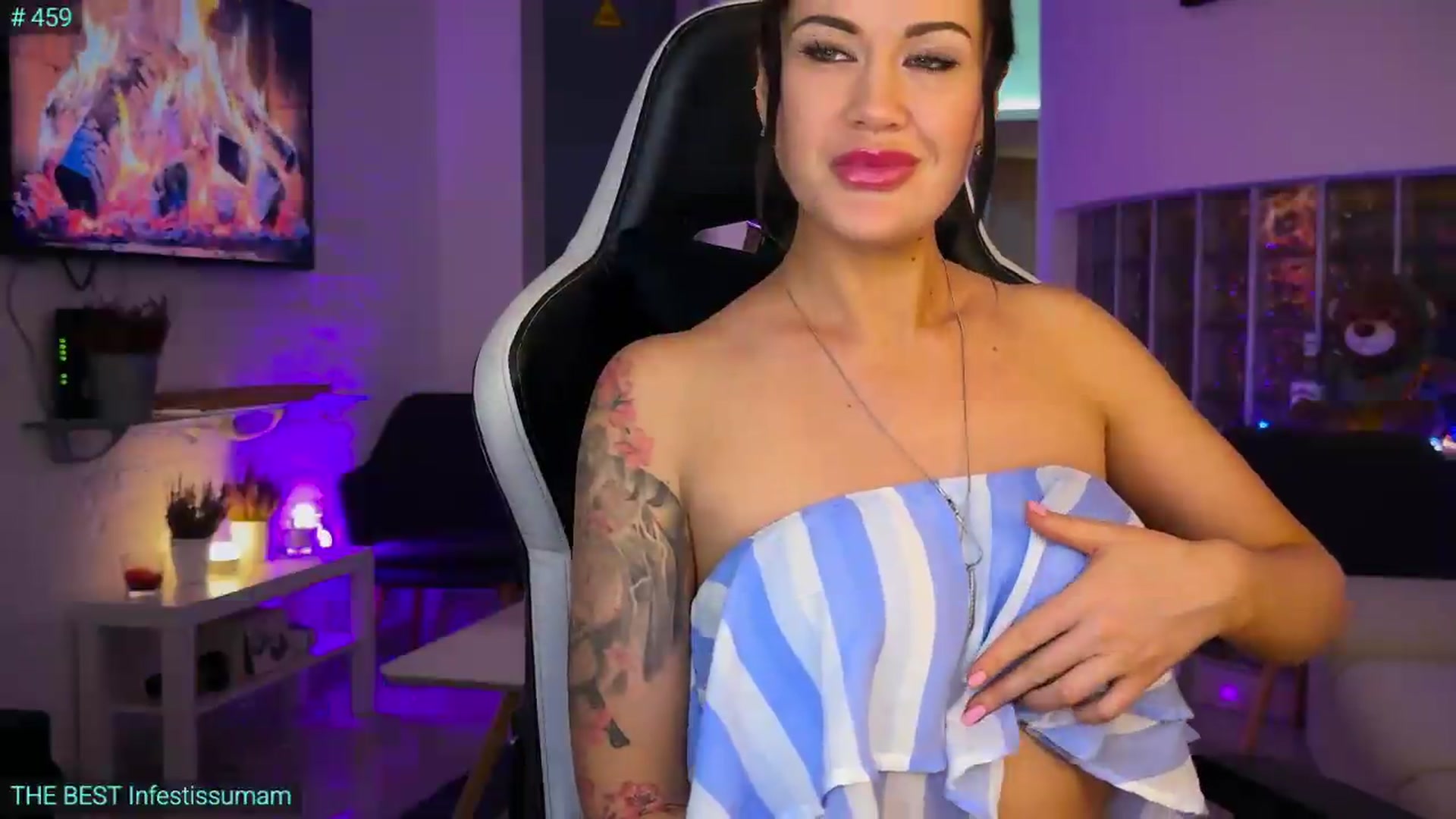 Gallery image thumbnail from AlexiAngel's myfreecams stream on, 05/08/2026, 17:51 image 13 of 20