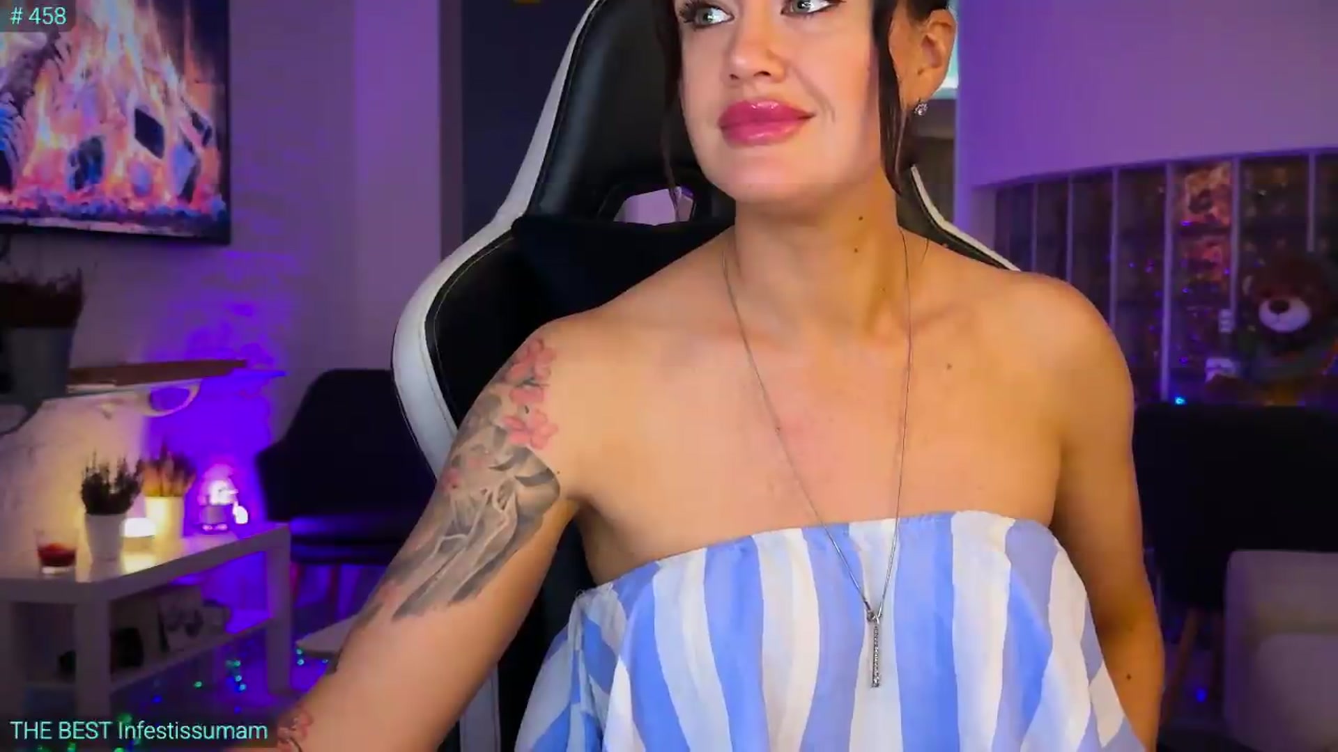 Gallery image thumbnail from AlexiAngel's myfreecams stream on, 05/08/2026, 17:51 image 20 of 20