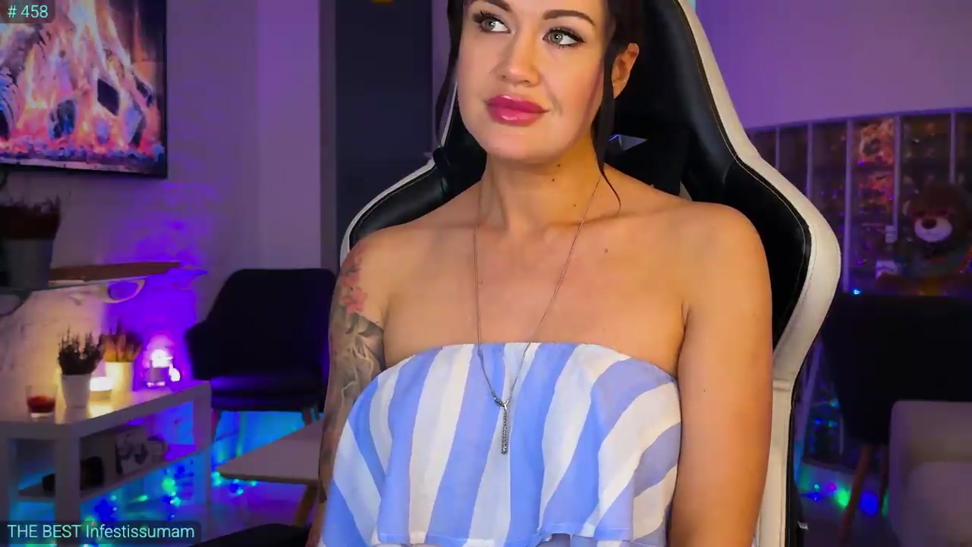 Gallery image thumbnail from AlexiAngel's myfreecams stream on, 05/08/2026, 17:51 image 17 of 20