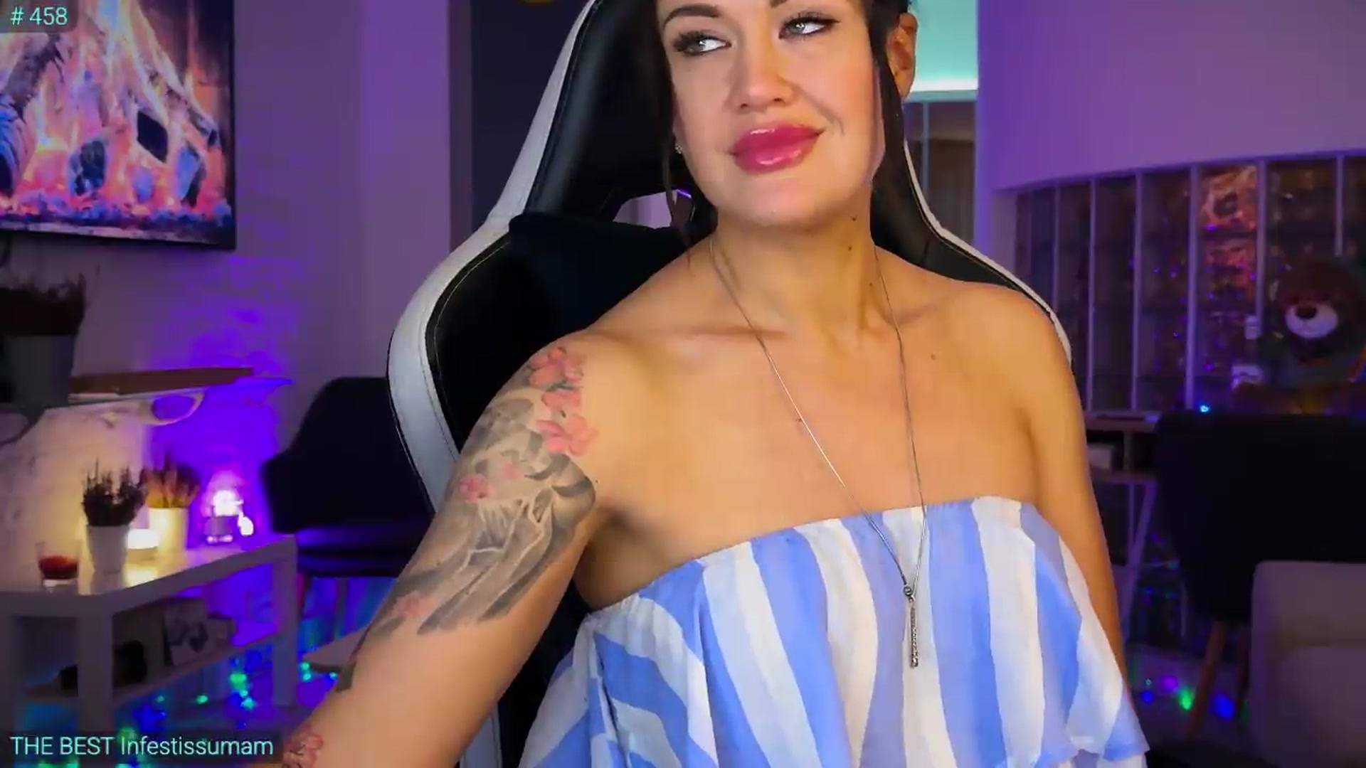 Gallery image thumbnail from AlexiAngel's myfreecams stream on, 05/08/2026, 17:51 image 18 of 20