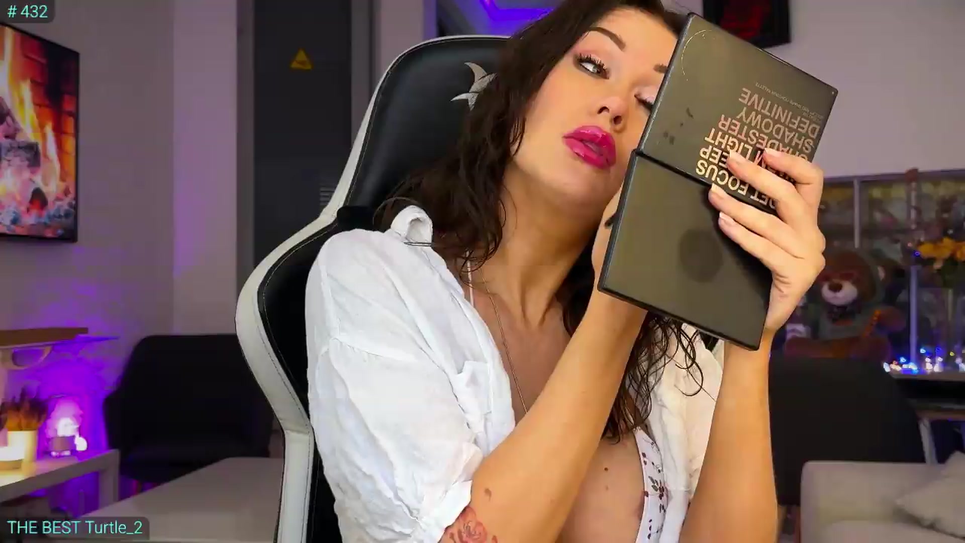 Gallery image thumbnail from AlexiAngel's myfreecams stream on, 05/10/2026, 07:17 image 3 of 20