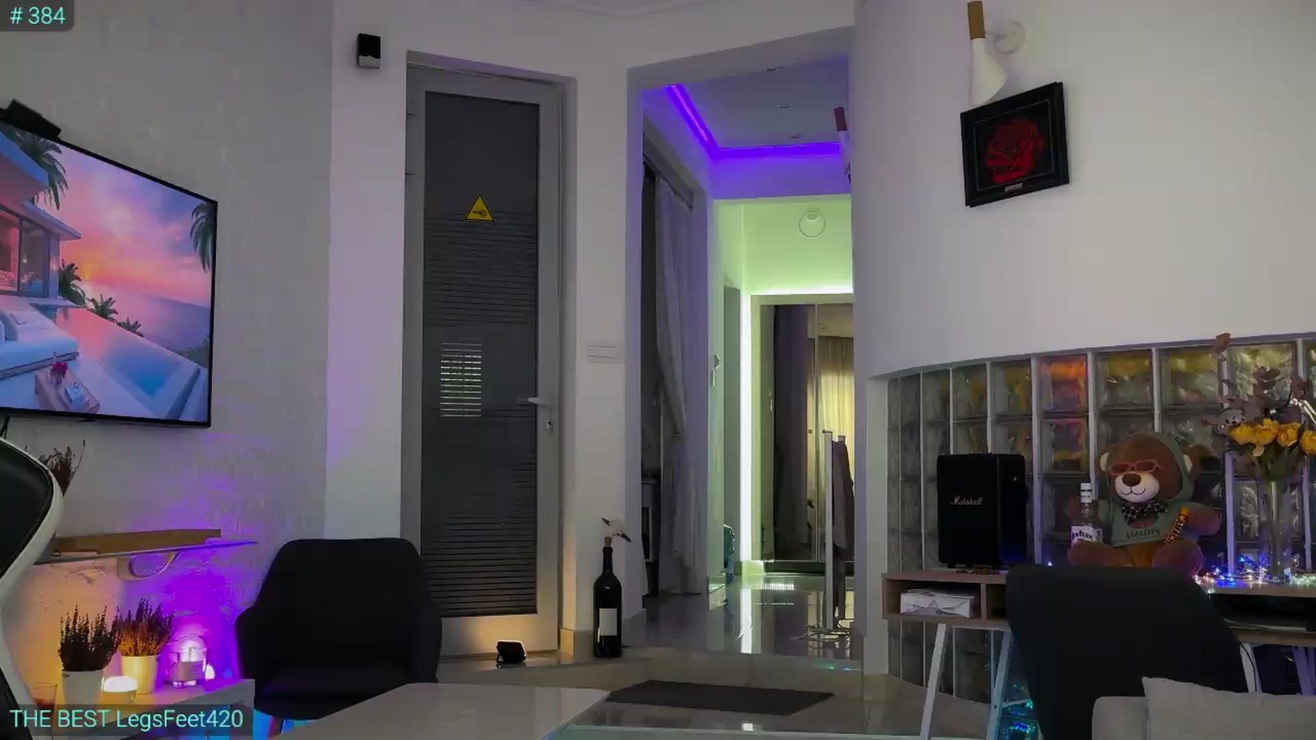 Gallery image thumbnail from AlexiAngel's myfreecams stream on, 05/13/2026, 07:19 image 18 of 20