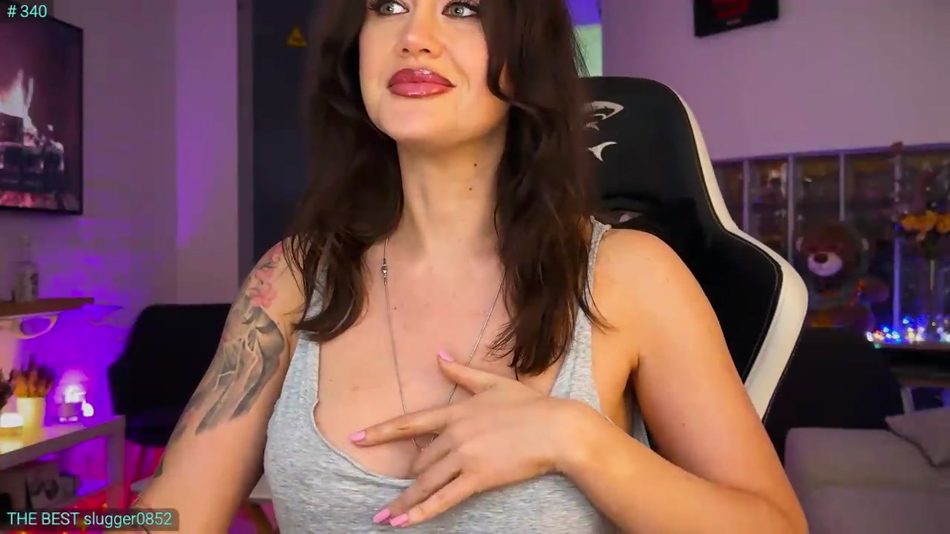 Gallery image thumbnail from AlexiAngel's myfreecams stream on, 05/14/2026, 16:55 image 18 of 20