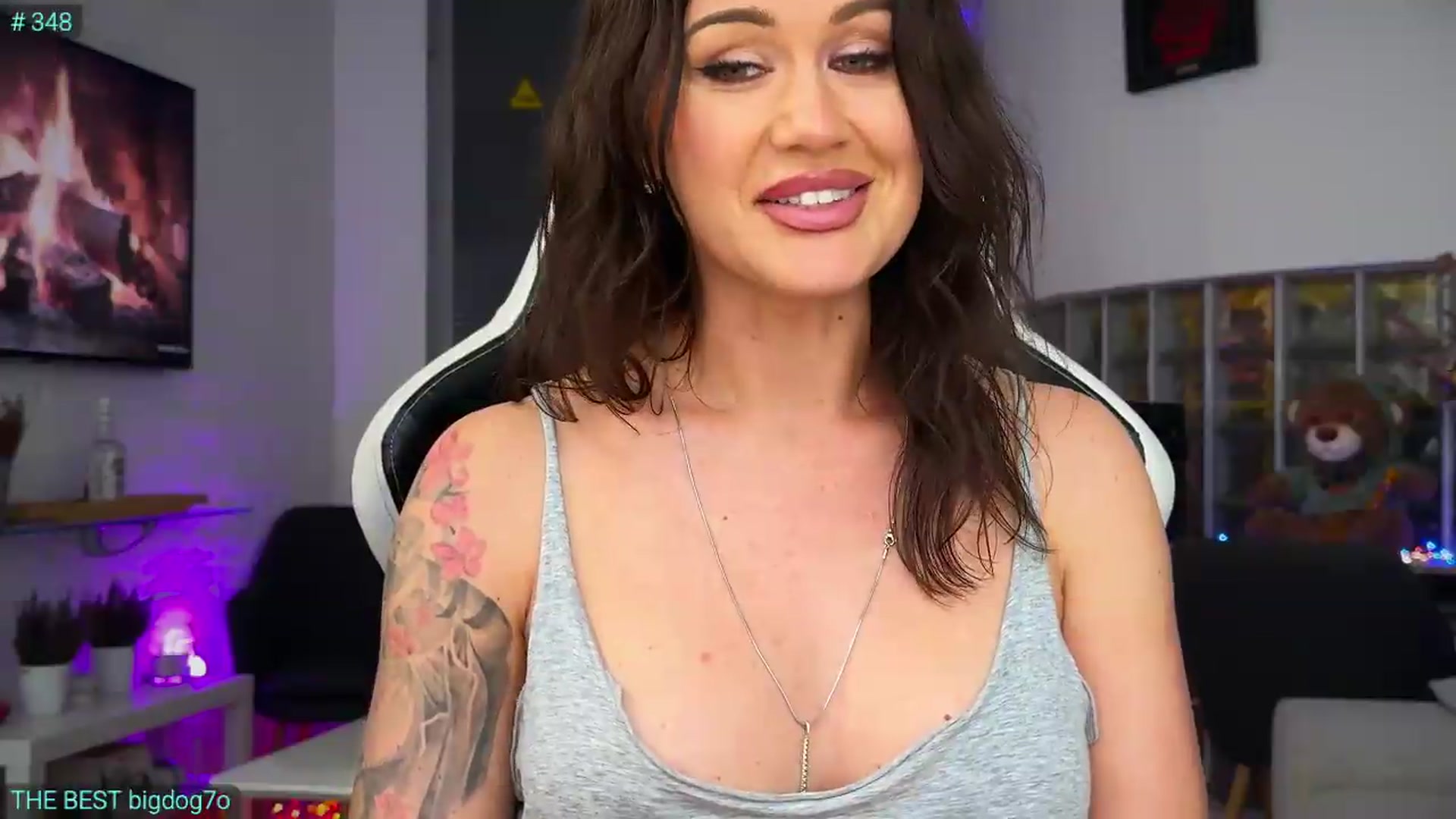 Gallery image thumbnail from AlexiAngel's myfreecams stream on, 05/15/2026, 07:39 image 20 of 20