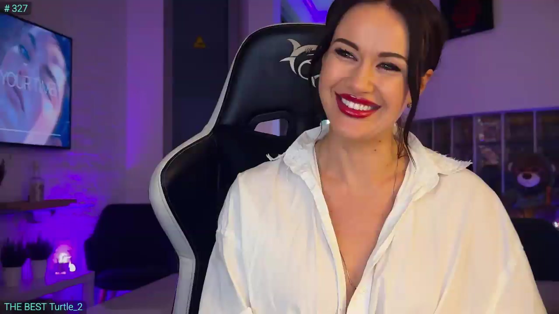 Gallery image thumbnail from AlexiAngel's myfreecams stream on, 05/15/2026, 18:21 image 8 of 20