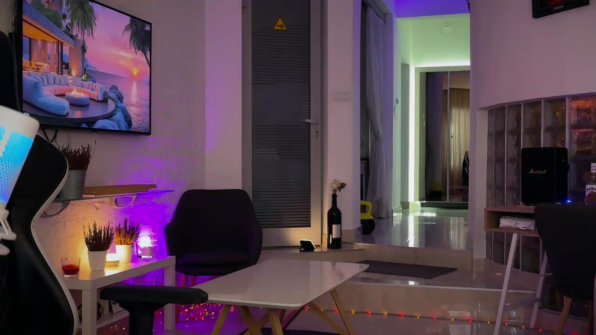Gallery image thumbnail from AlexiAngel's myfreecams stream on, 05/22/2026, 16:46 image 6 of 20