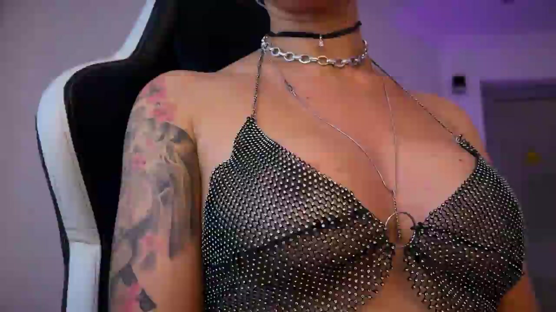Gallery image thumbnail from AlexiAngel's myfreecams stream on, 05/26/2026, 17:54 image 6 of 20