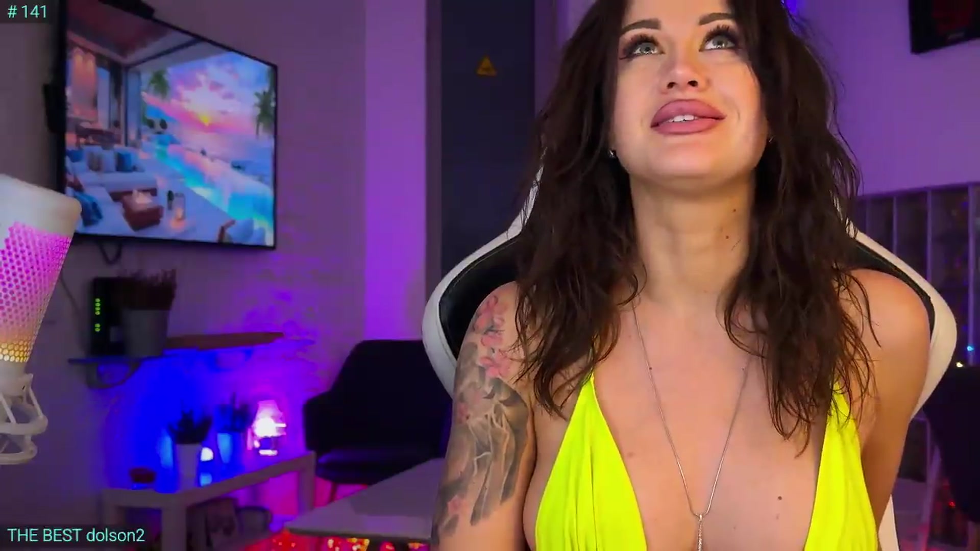 Gallery image thumbnail from AlexiAngel's myfreecams stream on, 05/31/2026, 18:08 image 16 of 20