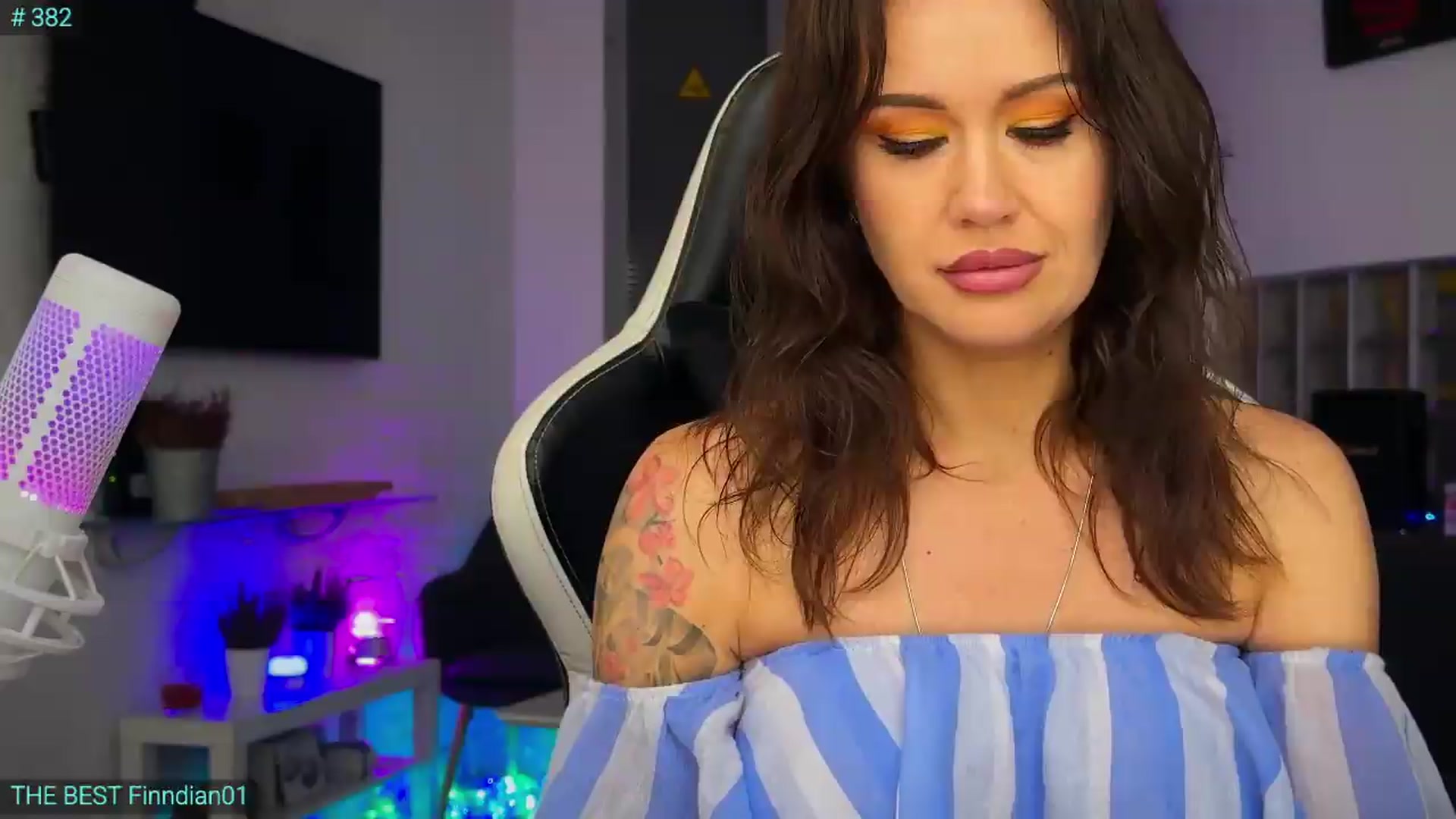 Gallery image thumbnail from AlexiAngel's myfreecams stream on, 06/03/2026, 07:05 image 5 of 20