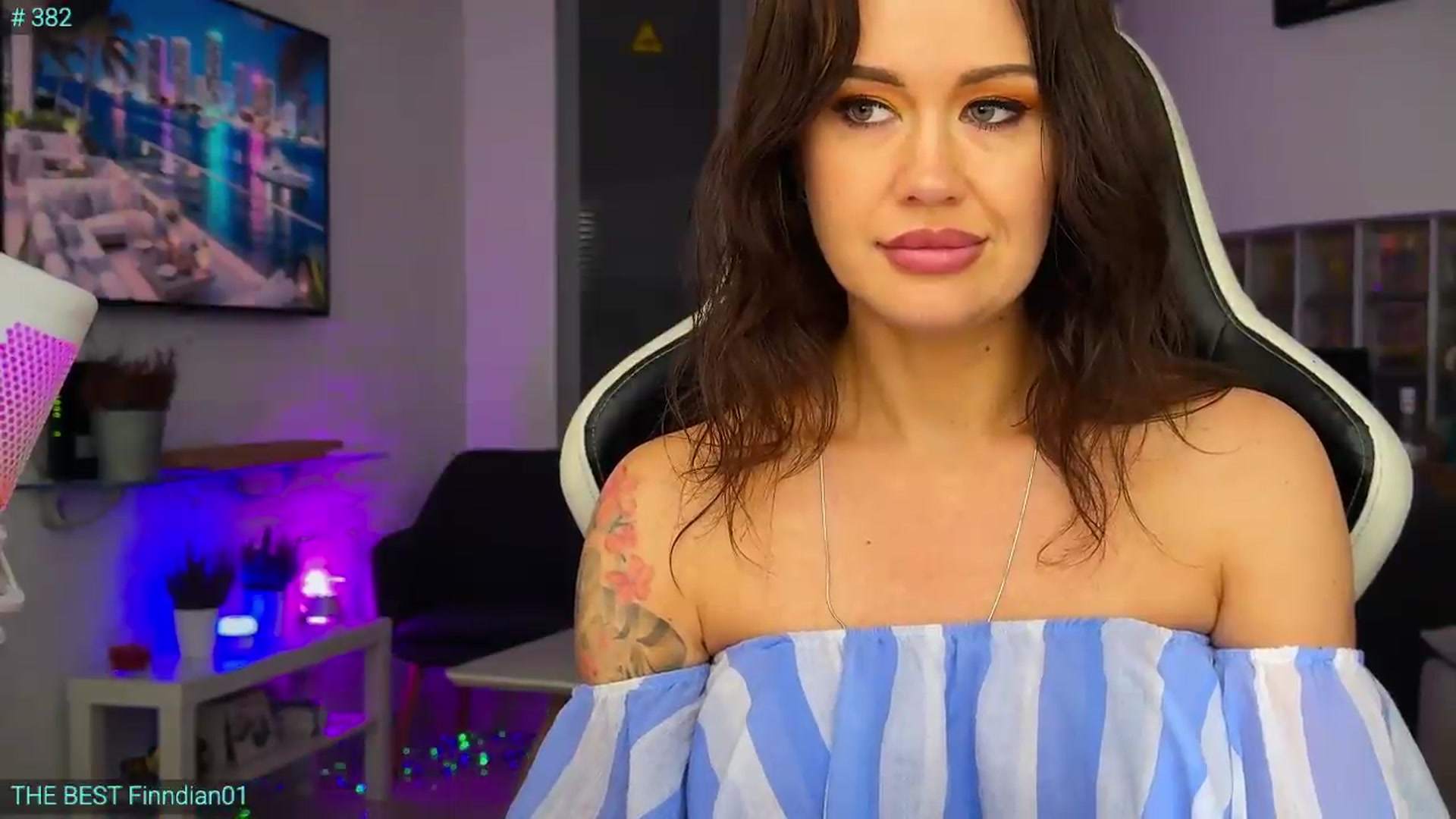 Gallery image thumbnail from AlexiAngel's myfreecams stream on, 06/03/2026, 07:05 image 18 of 20