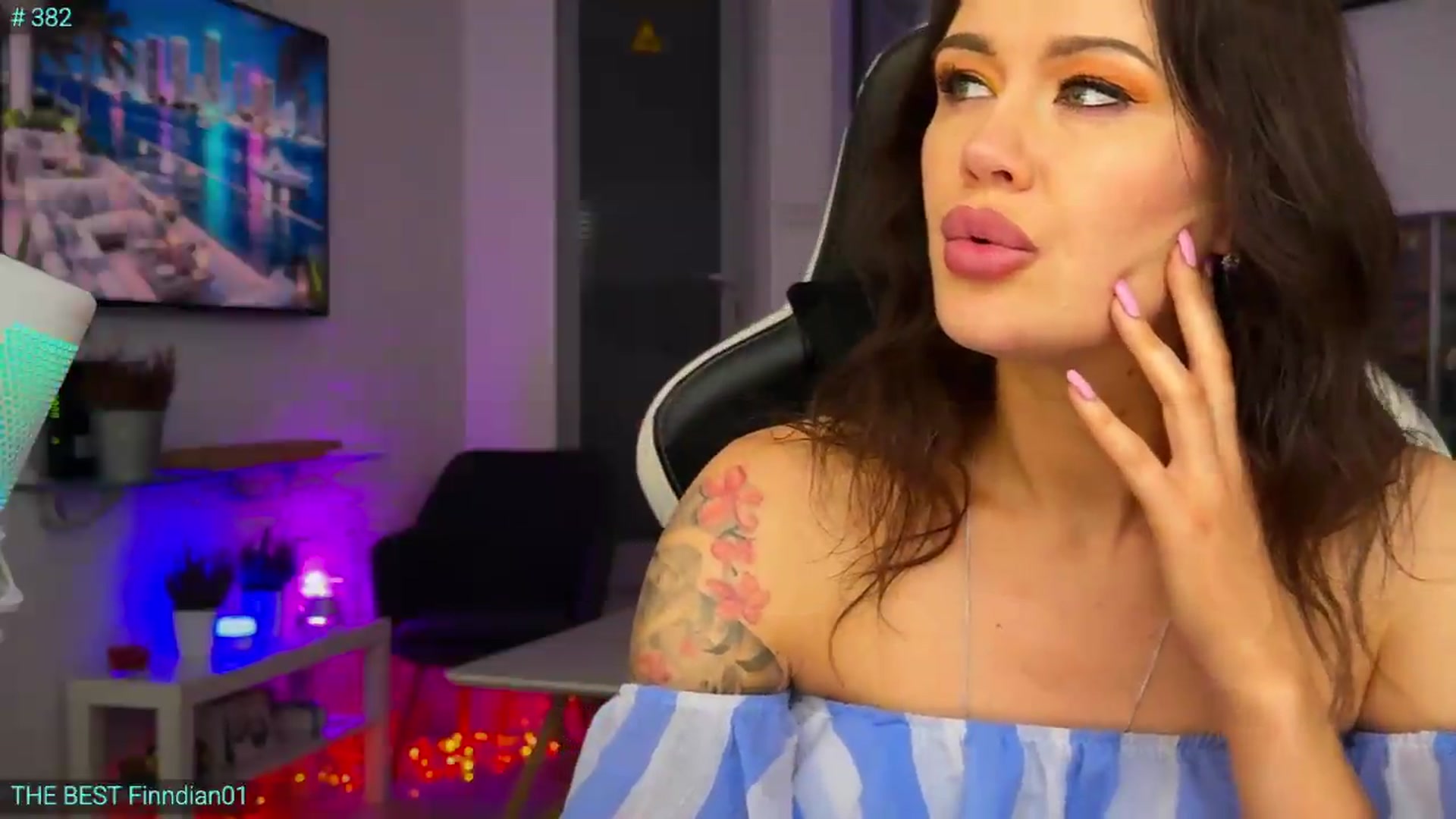Gallery image thumbnail from AlexiAngel's myfreecams stream on, 06/03/2026, 07:05 image 19 of 20