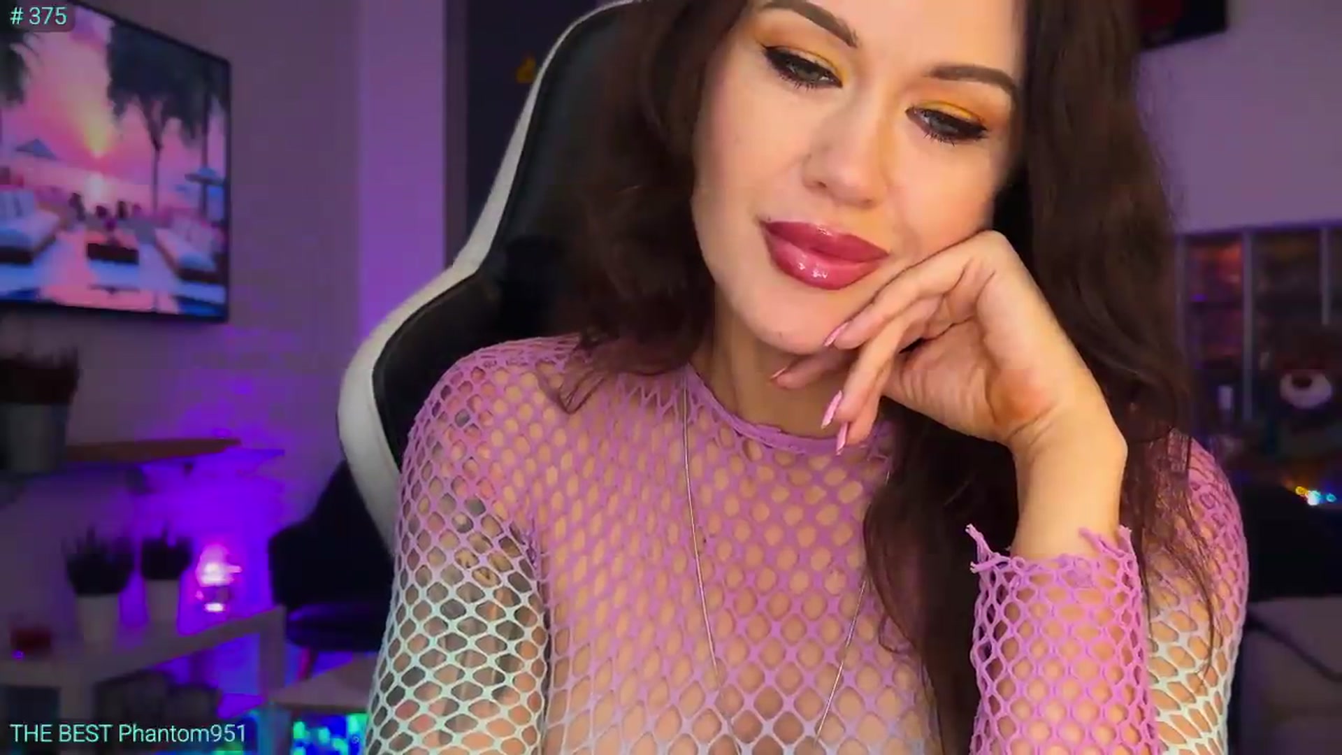 Gallery image thumbnail from AlexiAngel's myfreecams stream on, 06/04/2026, 06:40 image 7 of 20