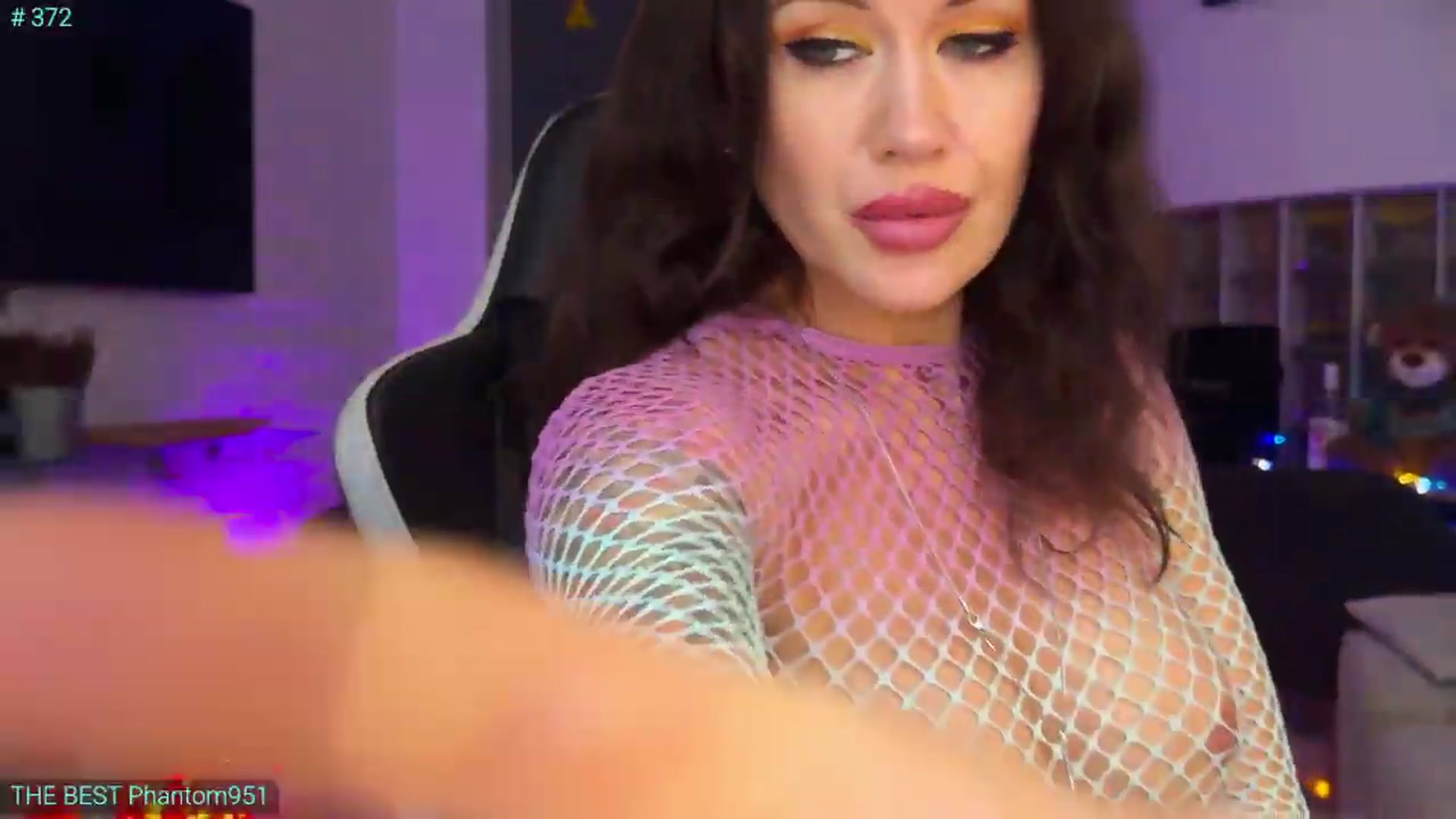 Gallery image thumbnail from AlexiAngel's myfreecams stream on, 06/04/2026, 06:53 image 19 of 20
