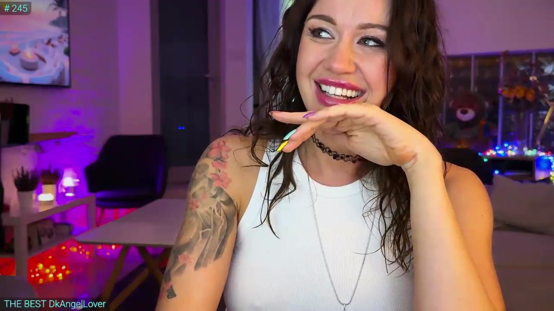 Gallery image thumbnail from AlexiAngel's myfreecams stream on, 06/11/2026, 17:31 image 7 of 20