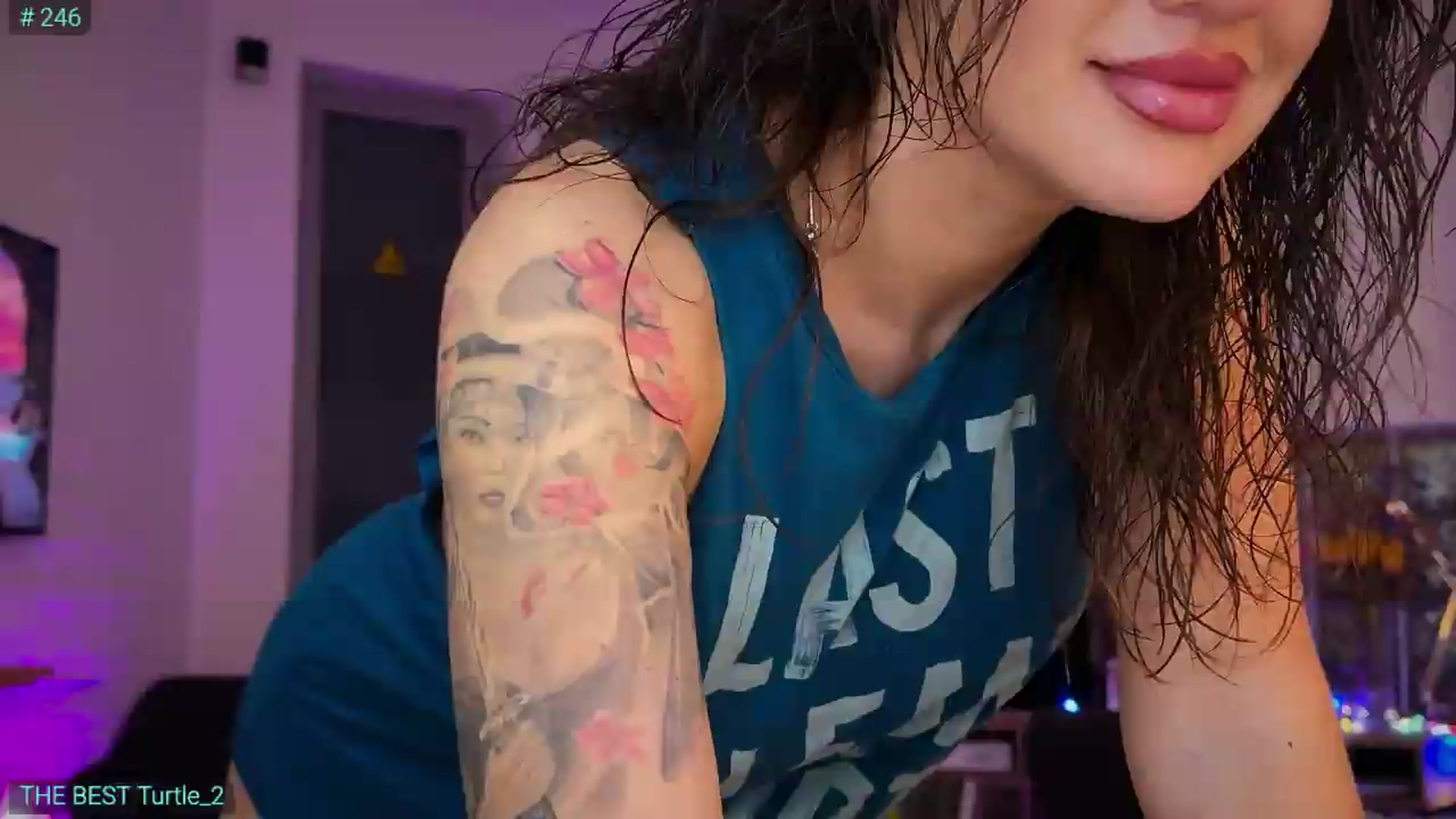 Gallery image thumbnail from AlexiAngel's myfreecams stream on, 06/12/2026, 06:03 image 6 of 20