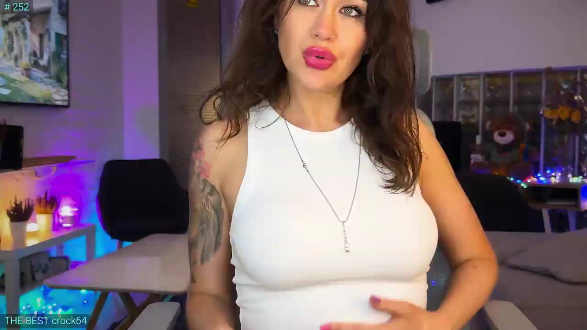 Gallery image thumbnail from AlexiAngel's myfreecams stream on, 06/14/2026, 18:07 image 7 of 20
