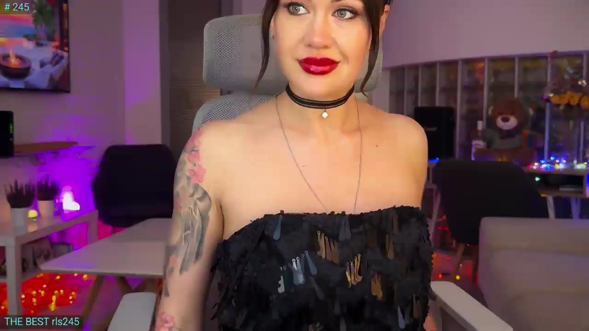 Gallery image thumbnail from AlexiAngel's myfreecams stream on, 06/22/2026, 18:01 image 5 of 20