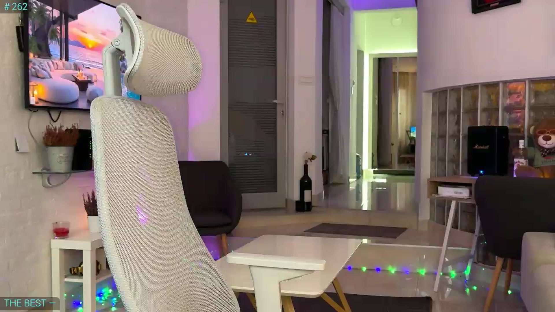 Gallery image thumbnail from AlexiAngel's myfreecams stream on, 06/24/2026, 18:19 image 1 of 20