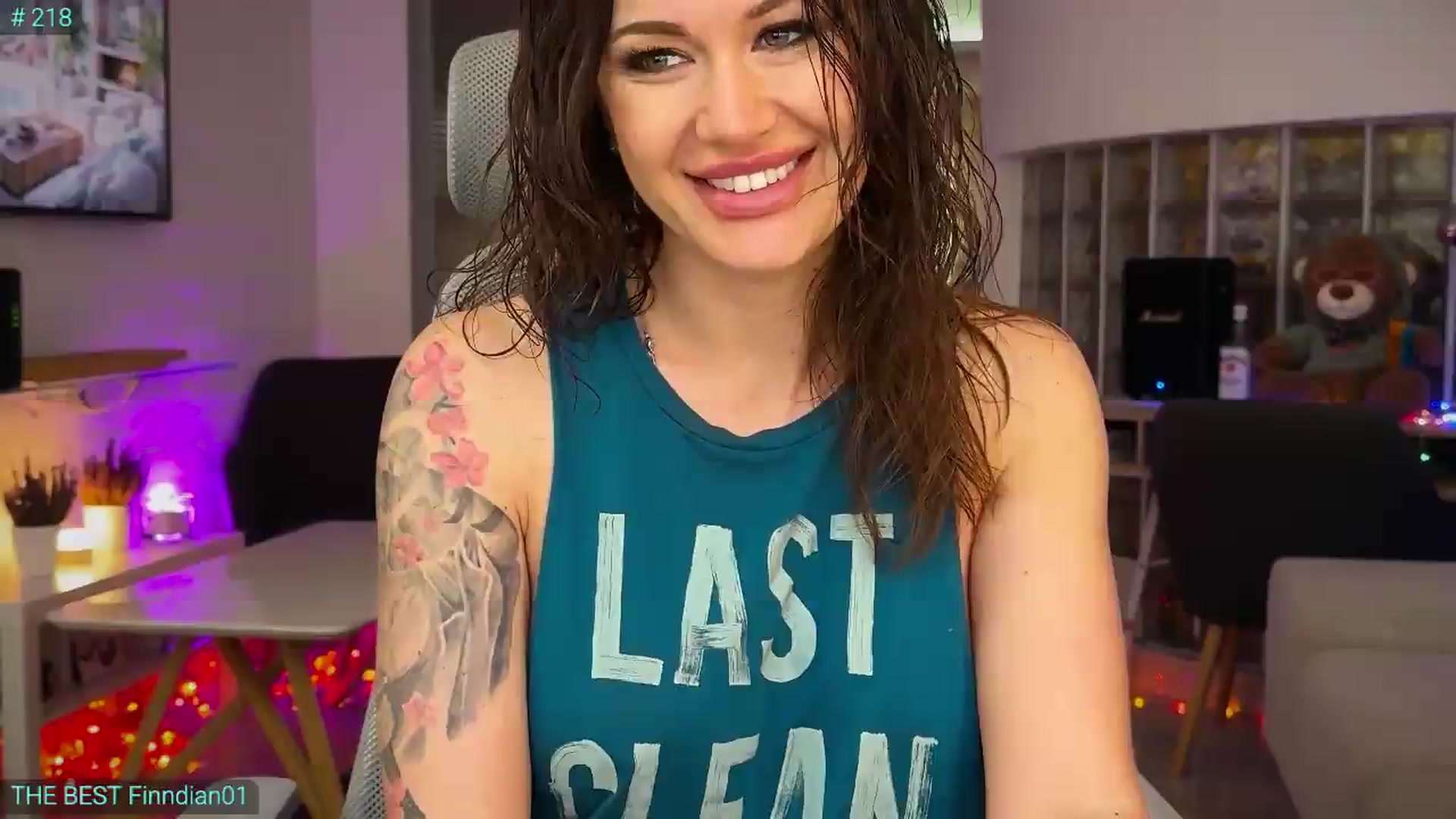 Gallery image thumbnail from AlexiAngel's myfreecams stream on, 06/27/2026, 07:17 image 20 of 20