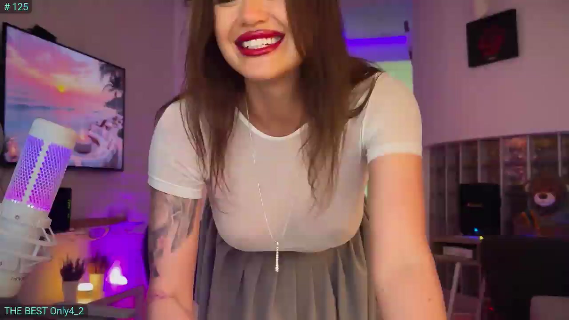 Gallery image thumbnail from AlexiAngel's myfreecams stream on, 07/08/2026, 06:43 image 18 of 20