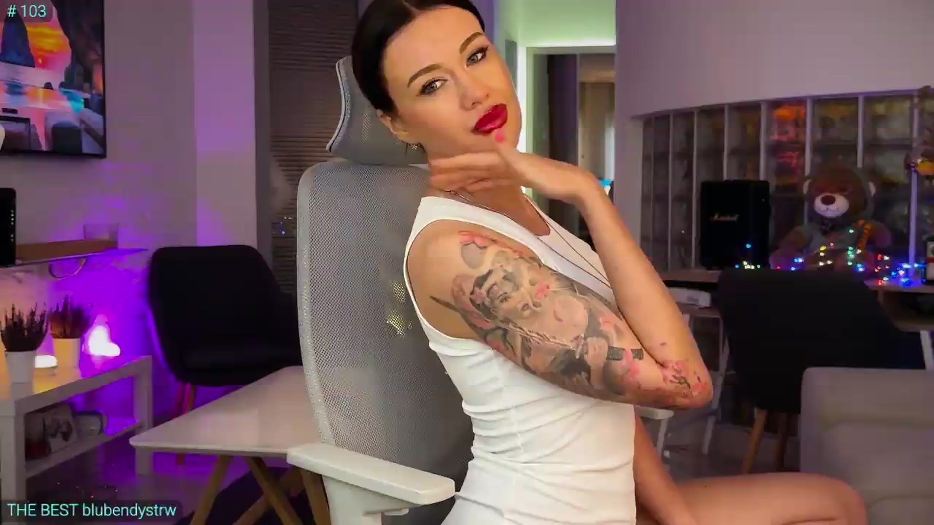 Gallery image thumbnail from AlexiAngel's myfreecams stream on, 07/10/2026, 06:58 image 11 of 20