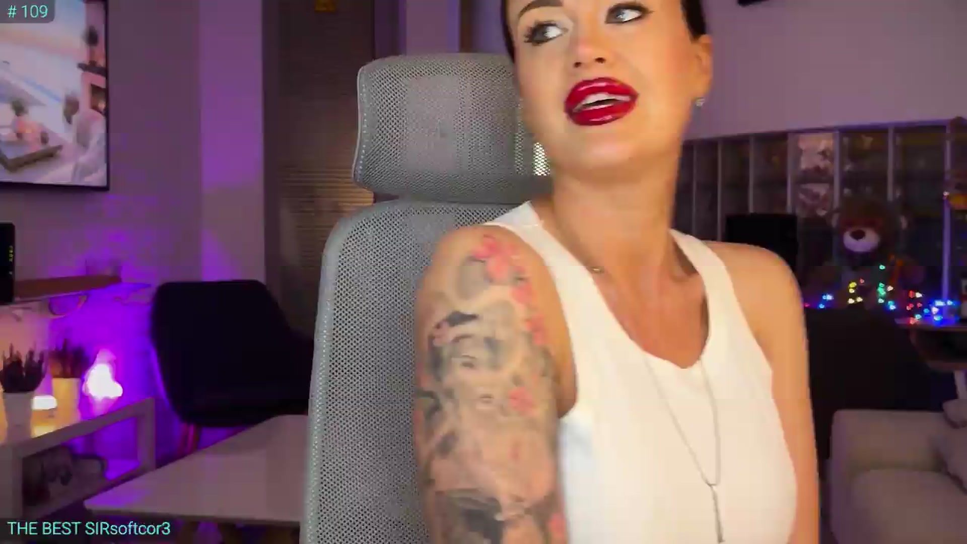 Gallery image thumbnail from AlexiAngel's myfreecams stream on, 07/10/2026, 18:34 image 12 of 20