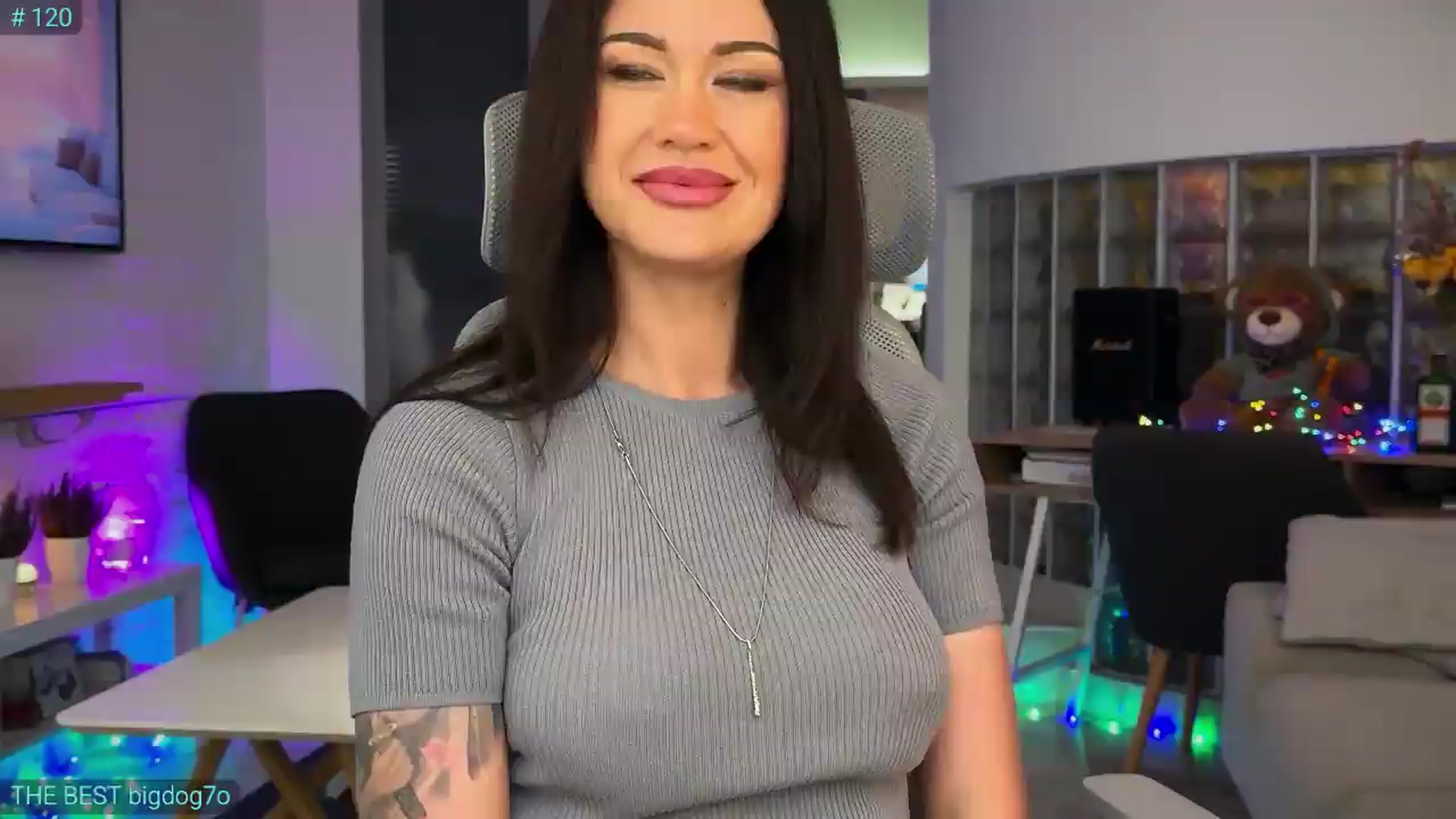 Gallery image thumbnail from AlexiAngel's myfreecams stream on, 07/21/2026, 07:04 image 17 of 20