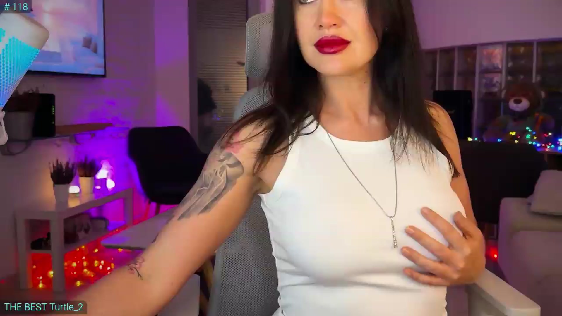 Gallery image thumbnail from AlexiAngel's myfreecams stream on, 07/22/2026, 04:58 image 11 of 20