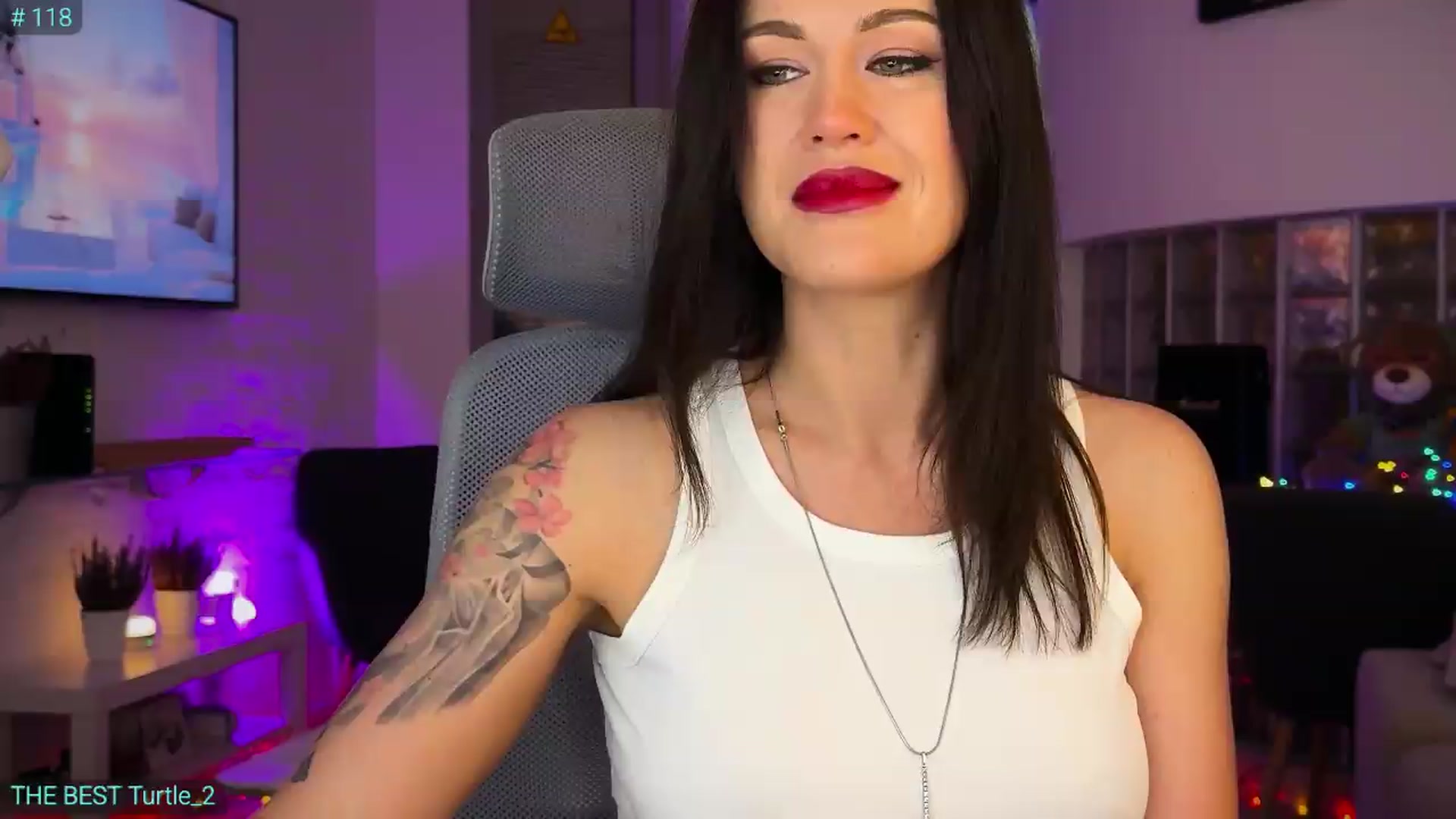 Gallery image thumbnail from AlexiAngel's myfreecams stream on, 07/22/2026, 04:58 image 17 of 20