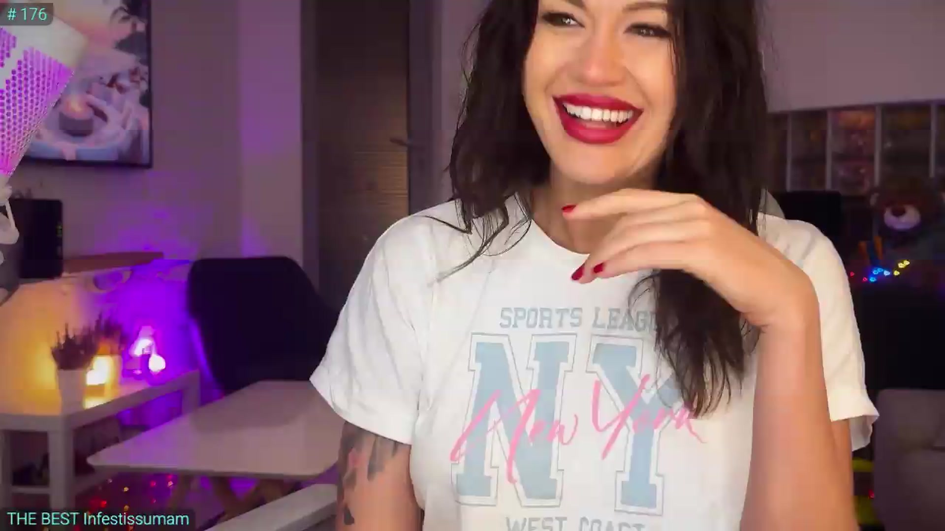 Gallery image thumbnail from AlexiAngel's myfreecams stream on, 08/02/2026, 18:07 image 16 of 20